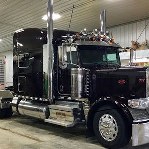 Meet your Posher, Nizar